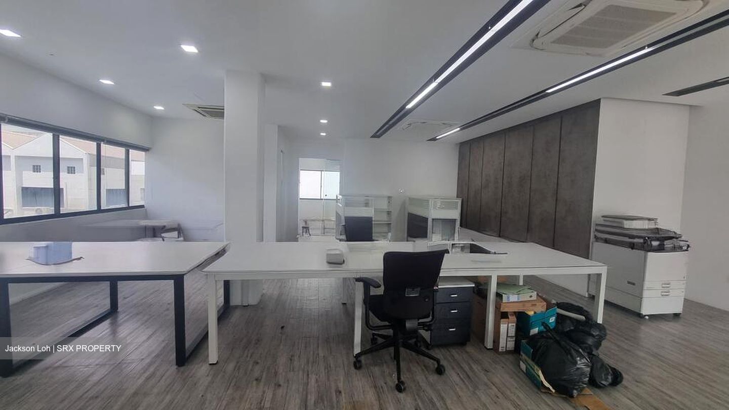 Unipet Building (D13), Office #495926251